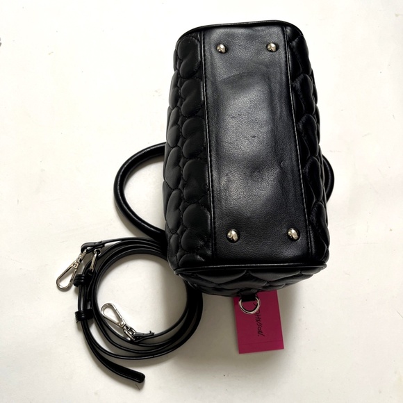 BETSEY JOHNSON Quilted Heart Satchel Bag Skull Charm Chain Black Crossbody Purse - Picture 9 of 11